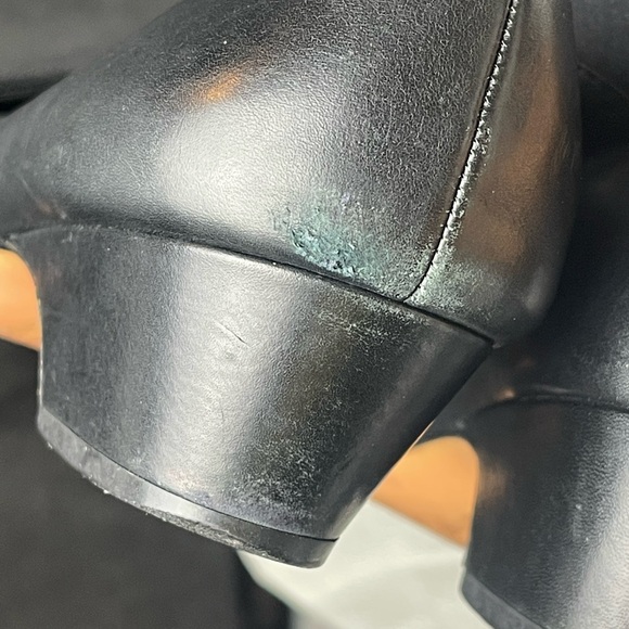 Vintage Preloved Classic Salvatore Ferragamo Vara Bow Leather Heel Shoes - Picture 17 of 17